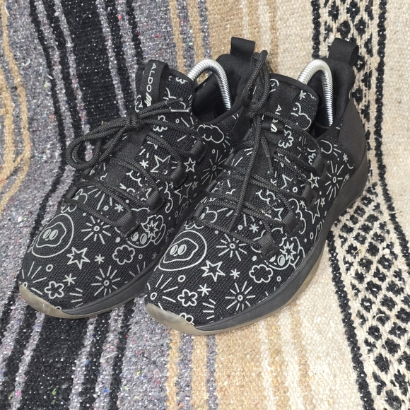 ALDO MX SEL Artist Limited Edition Glow in the Dark Sneakers